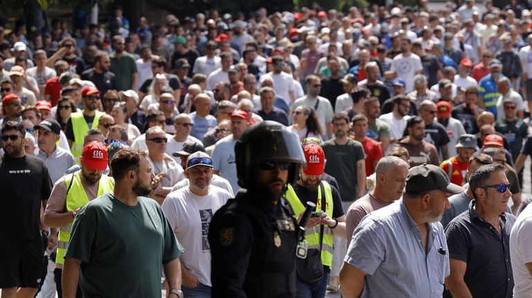 Un 15 % de alza salarial y la regulación de los fijos-discontinuos, las conquistas del metal