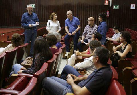 Primera reunión del colectivo en Ourense. 