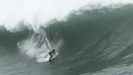 Algunos de los mejores surfistas de olas gigantes del mundo, en en el ensayo del Illa Pancha Big Waves