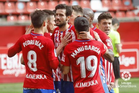 Celebraci�n gol del Sporting