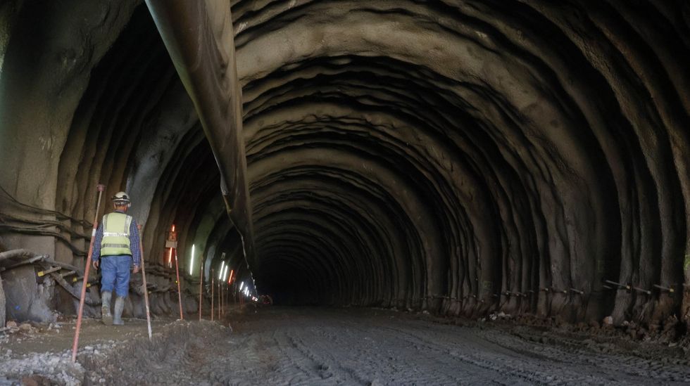 Las fotos de la construcción del nuevo túnel ferroviario de Oural