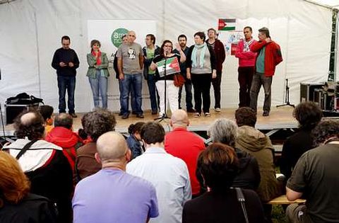 El acto de Ames Novo sirvi tambin para solidarizarse con el pueblo palestino. 