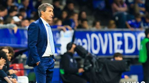 Guillermo Almada, durante el Real Oviedo-Villarreal