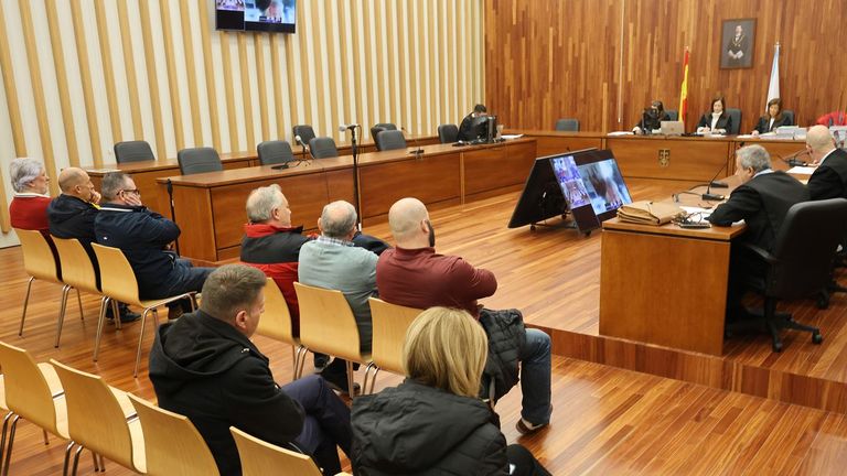 El GPS de las narcolanchas en Vigo, clave y controversia para sentar en el banquillo a 11 acusados