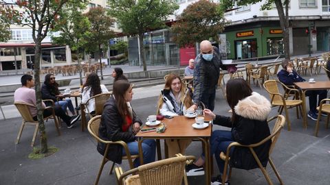 En Santiago, las terrazas de la cntrica Plaza Roja ya tenan consumidores antes de las 10.00 horas