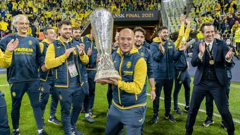 Pablo Rodríguez recaló en el 2020 en el Villareal en el staff técnico de Unai Emery. En la foto, celebrando la consecución de la Copa de la UEFA