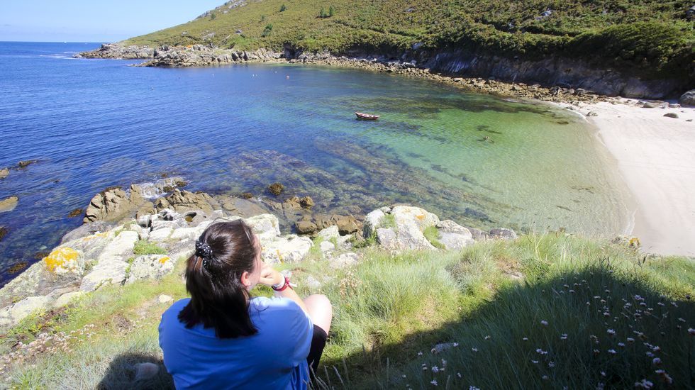 La alvariza de Barxas yla miel ecolgica de Manuel Maca.Playa de A Barda