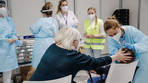 Realización de pruebas covid en el Hospital Enfermera Isabel Zendal de Madrid