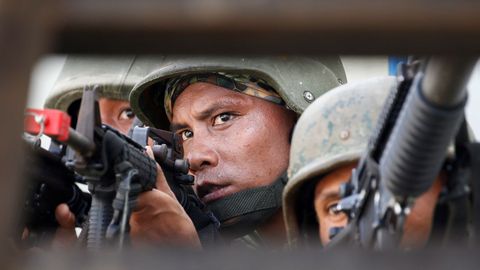 Soldados de las Fuerzas Armadas de Filipinas, durante unos ejercicios militares