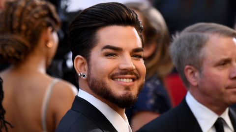 Adam Lambert, que canta con Queen en la gala