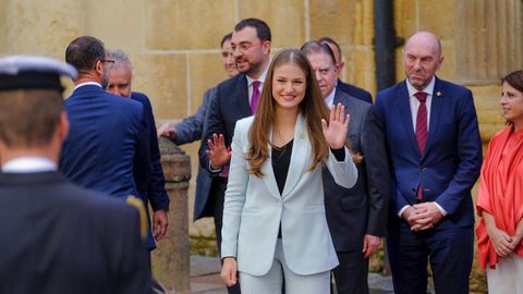 La princesa Leonor recibe el ttulo de alcaldesa honoraria de Oviedo y la Medalla de Asturias