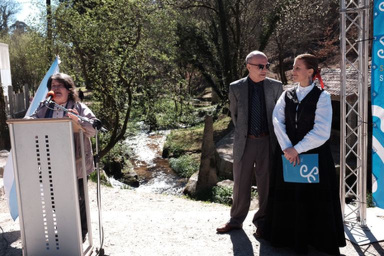 Carmen Estévez conquistó a los salcedenses con su discurso