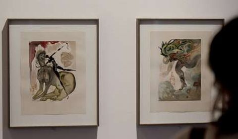 <span lang= es-es >De Dal a artistas actuales</span>. La muestra recoge dos obras de Dal (arriba) se trata de dos piezas que cre para ilustrar La divina comedia en 1960. A la derecha, una de las figuras ms representativas de Manolo Valds, afincado en Nueva York. 