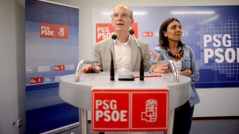 El candidato del PSOE, Vzquez Barquero, se lament por no haber conseguido los resultados esperados. 