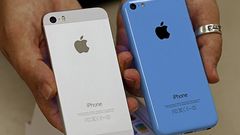 El iPhone 5S (iquierda) y el 5C (derecha)