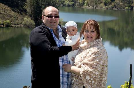 Arcadio Ares cuenta como rescata a un conductor que cay� en el r�o
.<span lang= es-es >El caso de Negueira de Mu�iz</span>. Este a�o se bautiz� a Hugo Bra�a Dur�n, hijo de Elia Dur�n y Jos� Manuel Bra�a, alcalde. Se trata del primer ni�o bautizado en Entralgo desde hace 26 a�os.