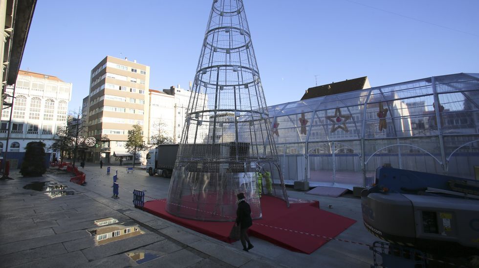 ÁLBUM: Lugo compite con Vigo esta Navidad.La carpa está ubicada en la plaza de Armas