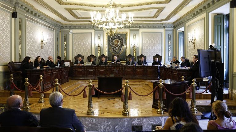 El Supremo no recibe argumentos para suspender el voto de la emigración