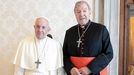 El papa Francisco con el cardenal George Pell en el Vaticano en octubre del 2020
