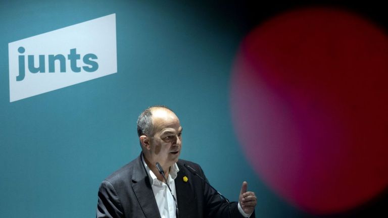 Junts reta a Feijoo a ir a Waterloo si tiene una oferta seria de moción de censura