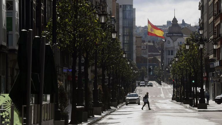 Aspecto que presenta la calle Uría de Oviedo