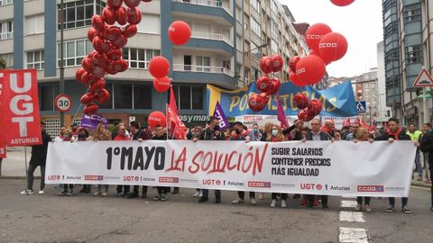 Cabecera de la manifestacin del 1 de mayo en Avils