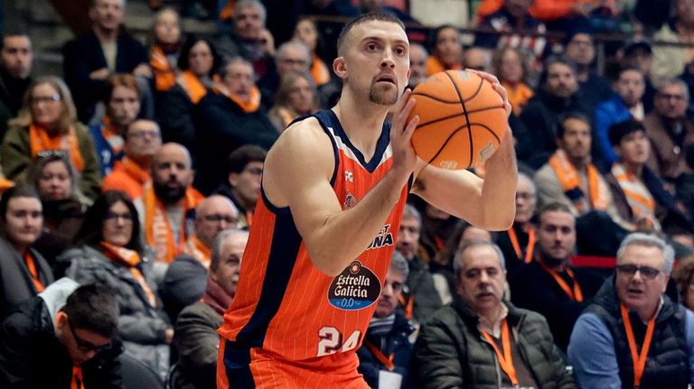 El Leyma Básquet Coruña golpea primero en los «playoffs» de ascenso a la Liga Endesa (93-71)