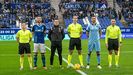 Galech Azpetegua, en el centro, antes del Real Oviedo-Levante de esta temporada