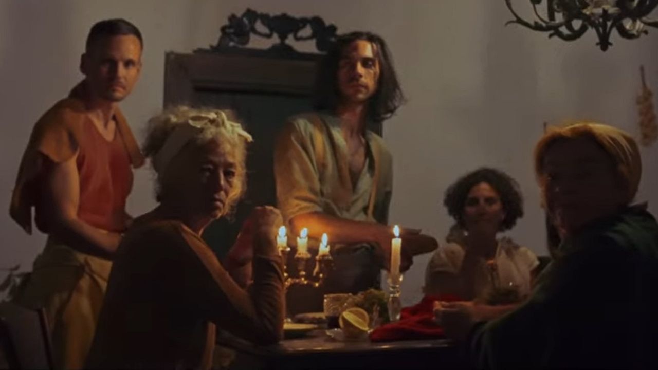 Pan das pedras, ltima entrega da triloxa musical e audiovisual de Peitoescuro.Fotograma del filme de Oliver Laxe Sirt.