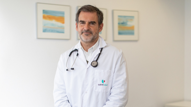 Carlos Lari&ntilde;o es&nbsp;m&eacute;dico de familia del Hospital Quir&oacute;nsalud A Coru&ntilde;a y experto en el diagn&oacute;stico y tratamiento de lesiones deportivas.