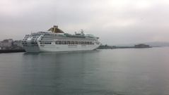 El �Oceana� recala en A Coru�a