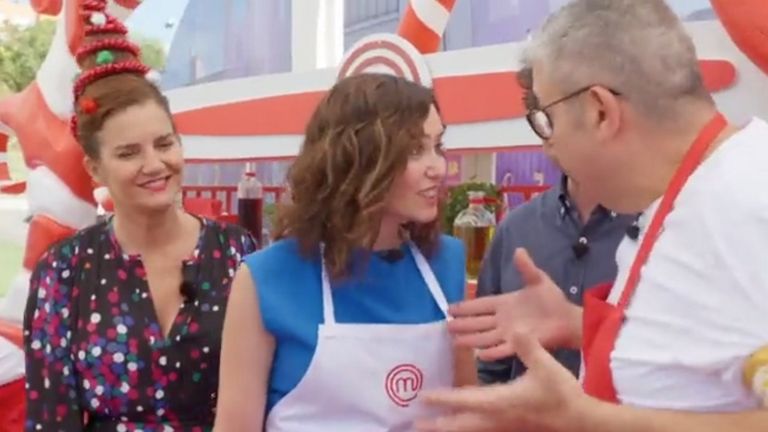 Días Ayuso, con Samantha Vallejo-Nágera y Florentino Fernández