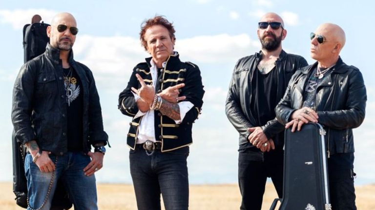 Paco Laguna, de Obús: «Cuando empezaron las cadenas de televisión privada, pensábamos que se iba a ampliar la oferta de programas musicales y, sin embargo, fue al contrario»