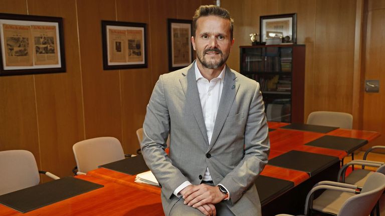 Jacobo Porteiro, candidato a reitor da UVigo: «Na Universidade perdemos moito tempo en procedementos internos»