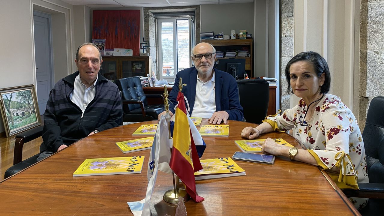 O IES Gregorio Fernndez de Sarria grava por primeira vez o seu programa fra do centro.La presentacin de la publicacin se hizo este martes en el Concello de Sarria