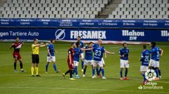 Los jugadores del Oviedo celebran la victoria ante el Mirand�s
