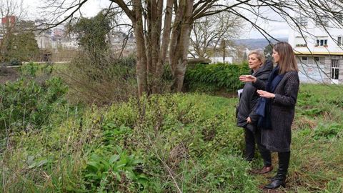 Lara Méndez visitó la zona donde se creará el párking