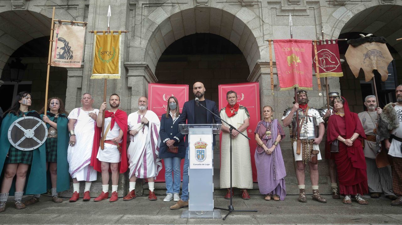 Labirinto De Breoghn.El concejal Mauricio Repetto y la alcaldesa Lara Mndez presentaron el programa este lunes