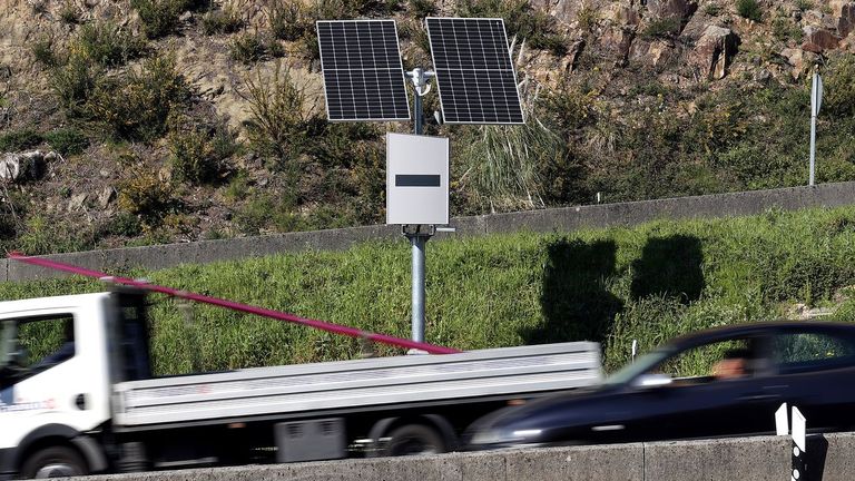 El nuevo radar de la VG-20 de Vigo empezará a multar este viernes