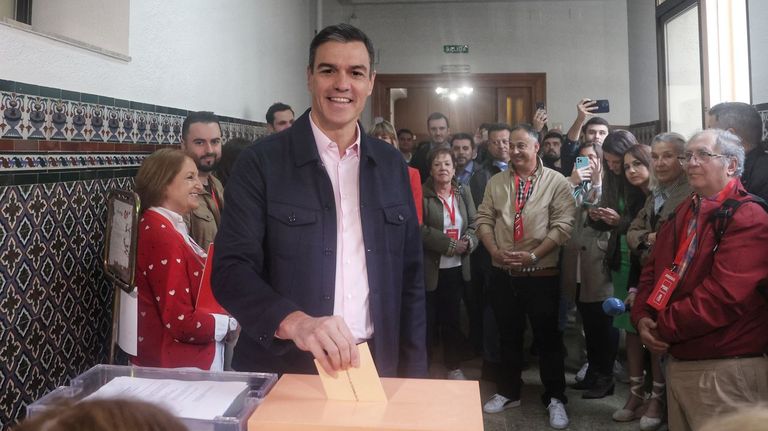 La ley impide a Pedro Sánchez alargar la legislatura más allá de agosto del 2027