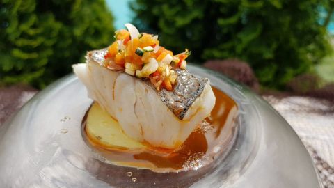 Una tentadora elaboración de merluza del pincho de Celeiro, imagen de archivo de una receta preparada en el Hotel Puerta del Camino de Santiago