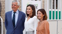 La reina Letizia asiste a una reuni�n de trabajo de la Asociaci�n Espa�ola contra el C�ncer, de la que es presidenta de honor