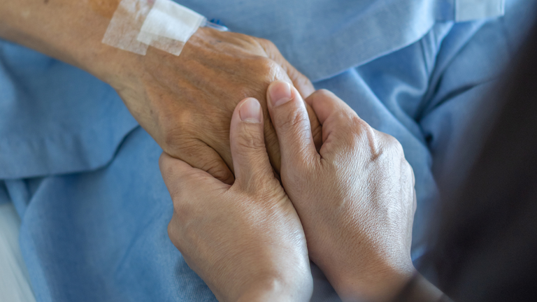 El duelo en vida de un familiar en paliativos: «No hay por qué sacar algo positivo de las desgracias»