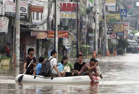 La nueva capital se situar en una zona alejada del riesgo de tsunamis o terremotos, que s son habituales en la actual capital, Yakarta