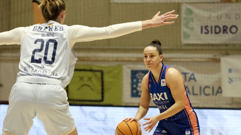 Las reinas Baxi Ferrol superan al Joventut y reclaman su derecho a Copa (66-62)