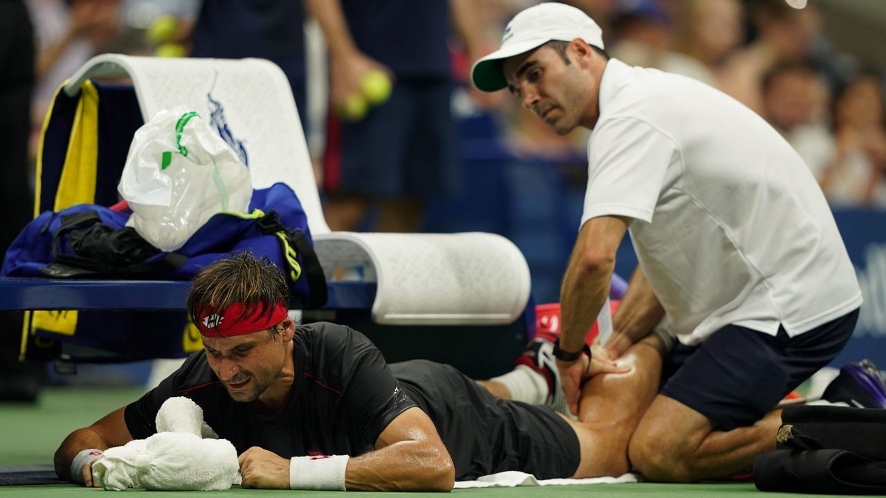 Nadal vê Ferrer abandonar em seu último jogo em Grand Slam e