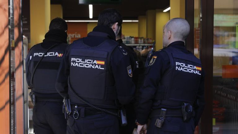 Agentes de la Policía Nacional en A Coruña, en una imagen de archivo.