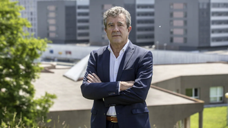 Javier Crespo, hepat&oacute;logo.