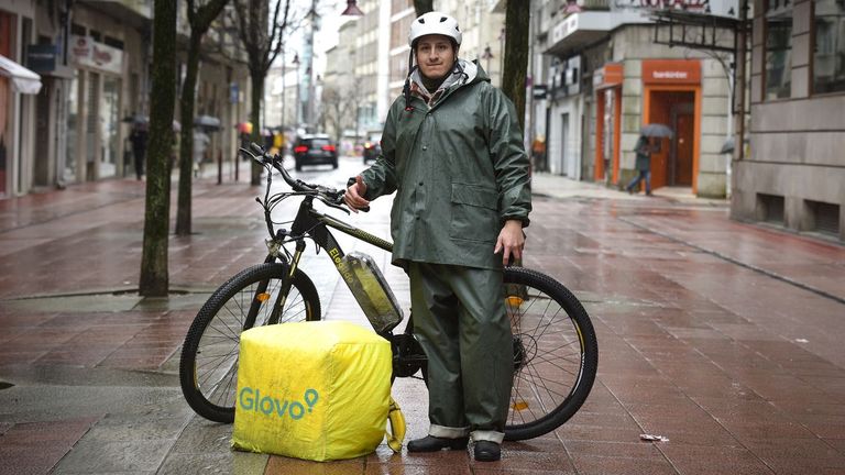 El invierno terrible de los «riders» en las calles de Pontevedra