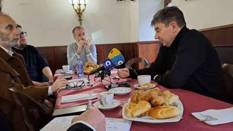 El portavoz del PSOE en la Diputacin, este mircoles en un desayuno informativo.